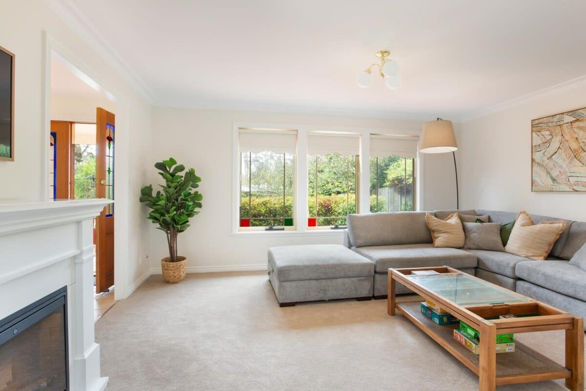Stunning Katoomba Home With Lush Garden&Playground ภายนอก รูปภาพ